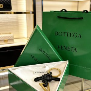 ボッテガ キーリング 公式