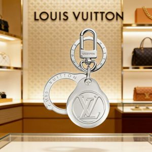ルイヴィトン キーホルダー 新作