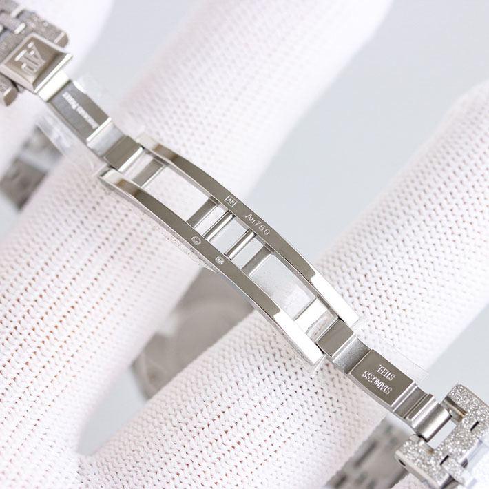 最高級オーデマピゲスーパーコピー AP ロイヤル オーク ミニ フロステッドゴールド クォーツ 67630BC.GG.1312BC.01-B ロイヤル オーク ミニ レディース - 画像 (5)