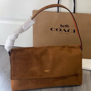 コーチ バッグ 人気