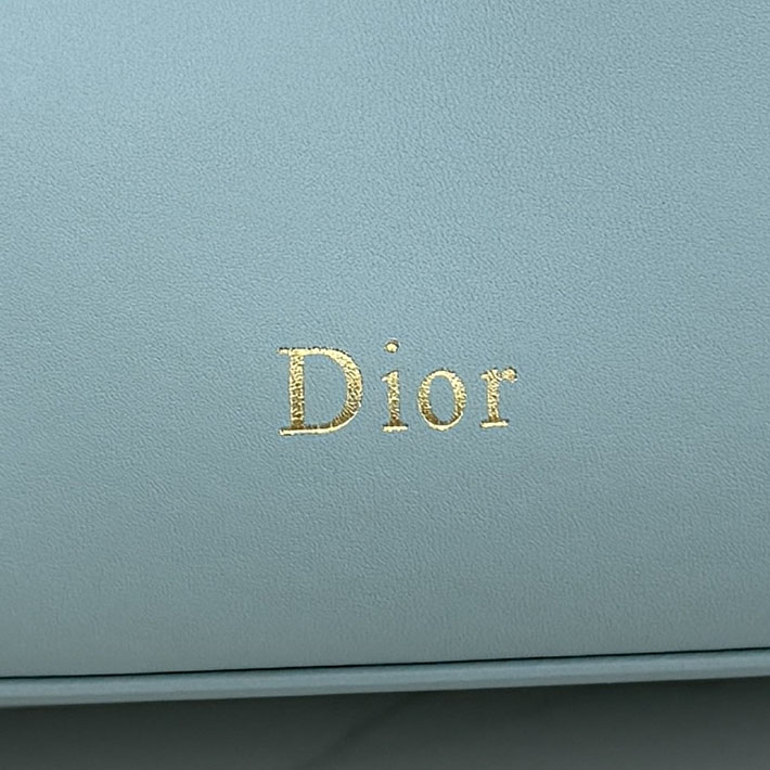 最高級ディオールスーパーコピー Dior Bow バッグ スモール ラムスキン ブルー M0715OUQO_M36Z ディオール バッグ 人気ランキング - 画像 (5)