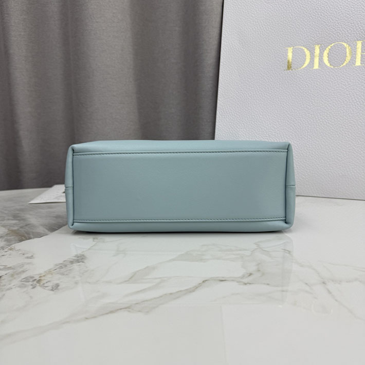 最高級ディオールスーパーコピー Dior Bow バッグ スモール ラムスキン ブルー M0715OUQO_M36Z ディオール バッグ 人気ランキング - 画像 (4)