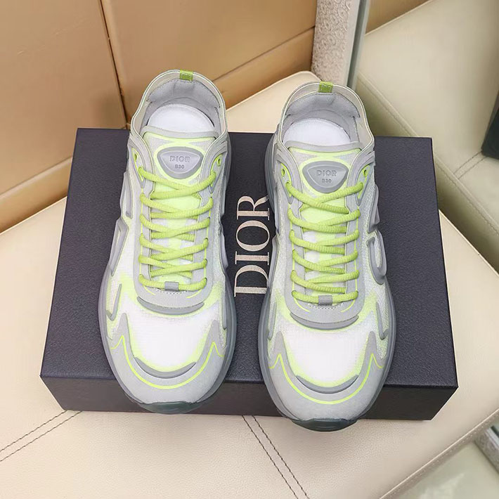 ディオール スニーカー 新作