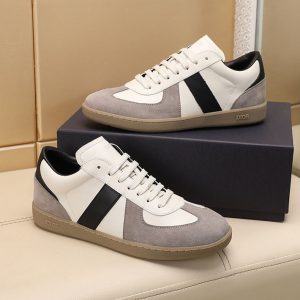 ディオール スニーカー 安い