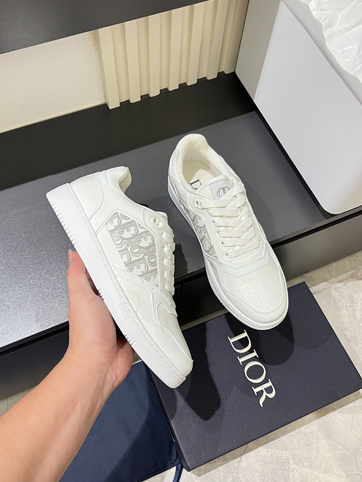 ディオール スニーカー 新作