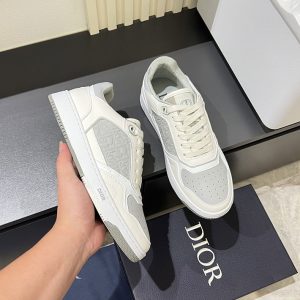 ディオールアウトレット 海外