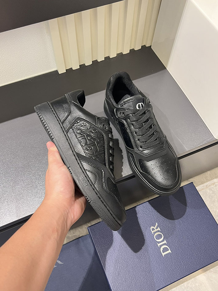 ディオール スニーカー 人気