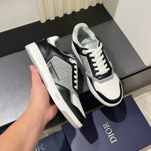 スニーカー メンズ おしゃれ