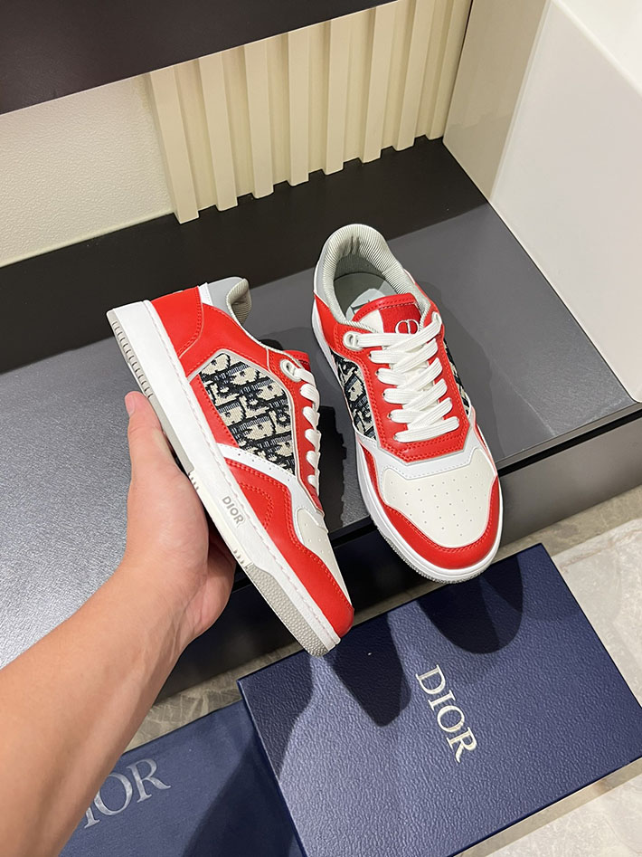 ビジネス カジュアル スニーカー