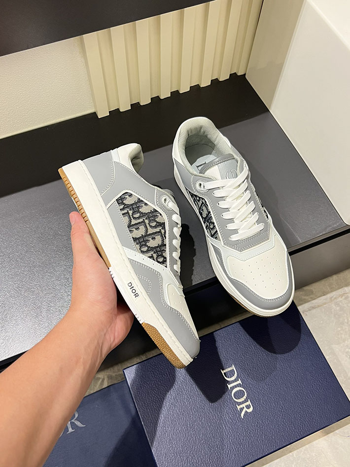 ディオール 靴 アウトレット