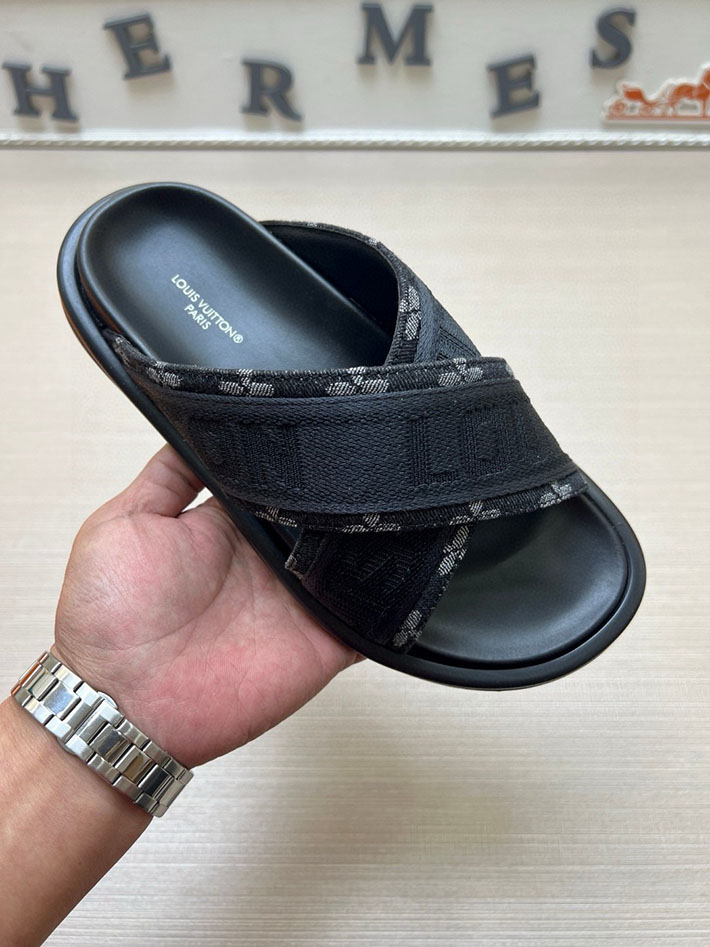 メンズ・レディース兼用 ルイヴィトン LV ブリス・ライン ミュール シューズ 靴 スライドサンダル 2629682 ルイヴィトン 靴 デニム - 画像 (2)