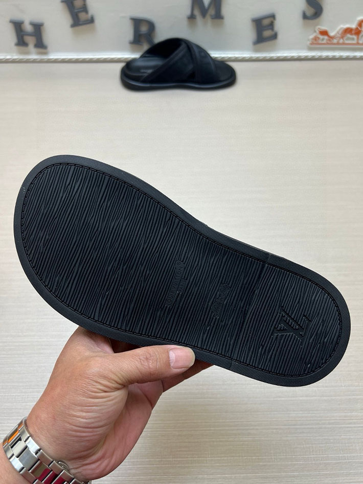 メンズ・レディース兼用 ルイヴィトン LV ブリス・ライン ミュール シューズ 靴 スライドサンダル 2629683 ルイヴィトン 靴 値段 - 画像 (3)