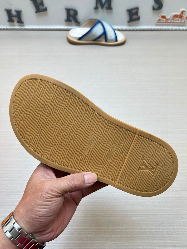 メンズ・レディース兼用 ルイヴィトン LV ブリス・ライン ミュール シューズ 靴 スライドサンダル 2629687 おしゃれ 靴 メンズ ブランド - 画像 (3)