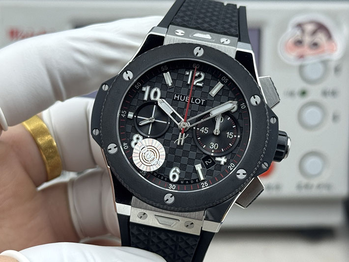 最高級ウブロスーパーコピー HUBLOT ビッグ・バン 20th アニバーサリー チタニウム セラミック 431.NM.1337.RX ウブロ 時計 安い順 - 画像 (8)