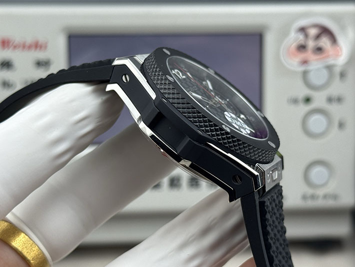 最高級ウブロスーパーコピー HUBLOT ビッグ・バン 20th アニバーサリー チタニウム セラミック 431.NM.1337.RX ウブロ 時計 安い順 - 画像 (5)