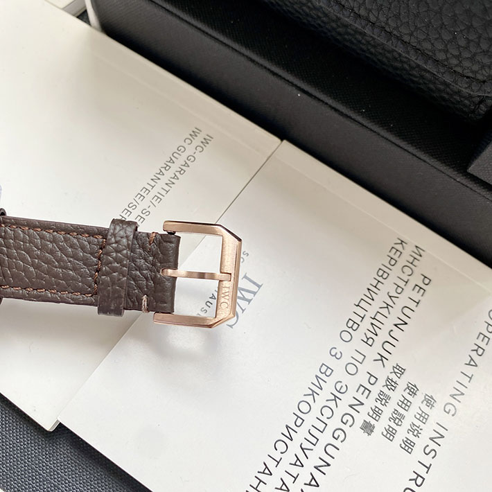 最高級IWCスーパーコピー IWC時計コピー ポートフィノ ハンドワインド ムーンフェイズ 41mm 2629706 IWC ポート フィノ クロノグラフ - 画像 (2)