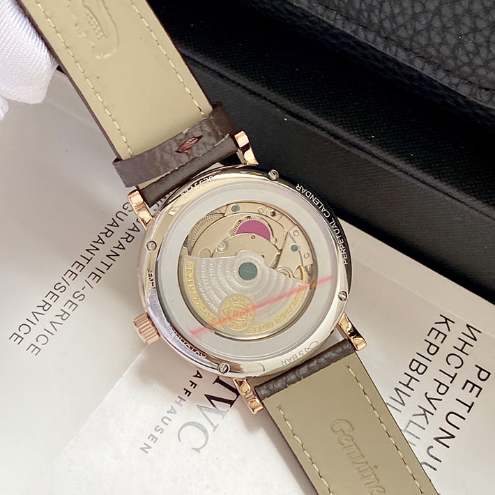 最高級IWCスーパーコピー IWC時計コピー ポートフィノ ハンドワインド ムーンフェイズ 41mm 2629706 IWC ポート フィノ クロノグラフ - 画像 (3)