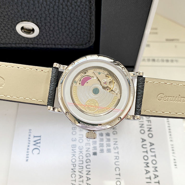 最高級IWCスーパーコピー IWC時計コピー ポートフィノ ハンドワインド ムーンフェイズ 41mm 2629716 時計ブランド メンズ ランキング - 画像 (3)