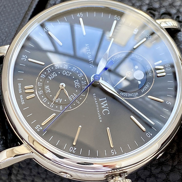 最高級IWCスーパーコピー ポートフィノ オートマティック ポインター デイト ローレウス スポーツ フォー グッド 2629718 IWC 時計 値段 - 画像 (8)