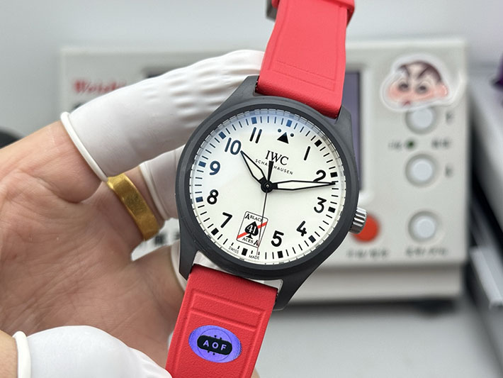 最高級IWCスーパーコピー パイロットウォッチ オートマティック 41 トップガン レイク・タホ 2629733 IWC 正規店 値引き - 画像 (8)