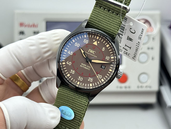 最高級IWCスーパーコピー パイロットウォッチ オートマティック 41 トップガン レイク・タホ 2629736 IWC 店舗 大阪 - 画像 (8)