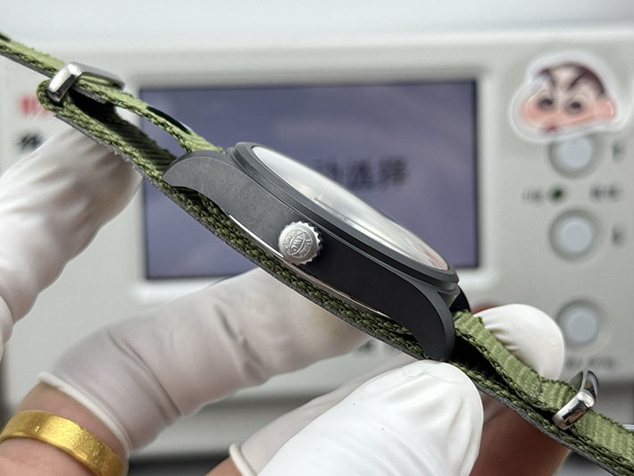 最高級IWCスーパーコピー パイロットウォッチ オートマティック 41 トップガン レイク・タホ 2629737 IWC 店舗 東京 - 画像 (4)