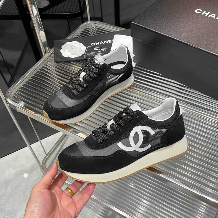 シャネル スニーカー 新作