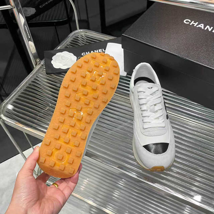 レディース 最高級シャネルスーパーコピー CHANEL 2026年春夏 新作 CC ランニング スニーカー 2629755 シャネル スニーカー 公式 - 画像 (8)