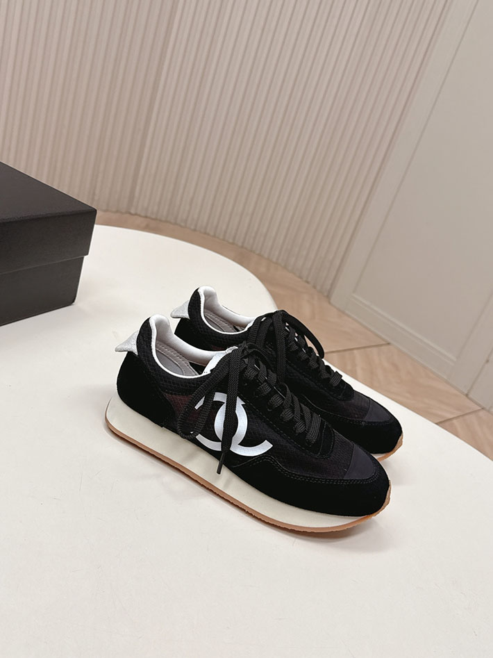レディース 最高級シャネルスーパーコピー CHANEL 2026年春夏 新作 CC ランニング スニーカー 2629759 シャネル スニーカー 厚底 - 画像 (4)