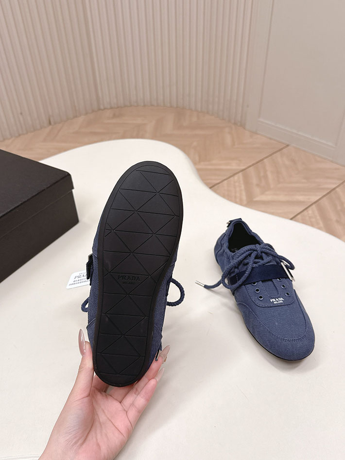 最高級プラダスーパーコピー PRADA Collapse canvas sneakers with buckled strap 2629769 プラダ バレエ シューズ アウトレット - 画像 (9)