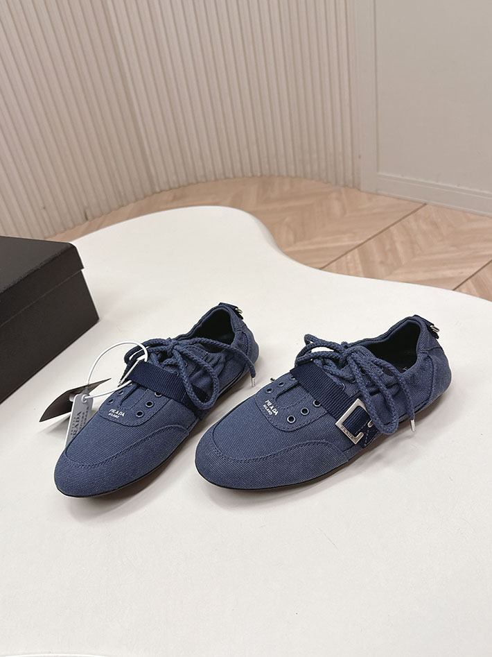 最高級プラダスーパーコピー PRADA Collapse canvas sneakers with buckled strap 2629769 プラダ バレエ シューズ アウトレット - 画像 (3)