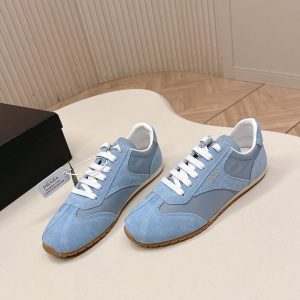 プラダ スニーカー レディース 厚底