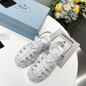 プラダ サンダル モノリス