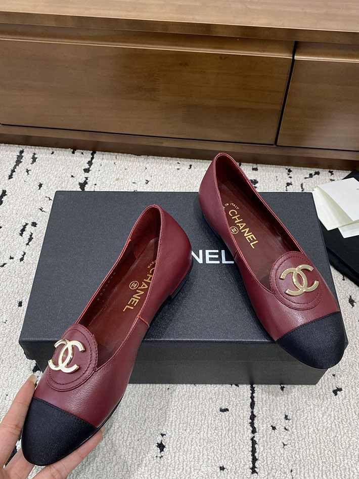 最高級シャネルスーパーコピー CHANEL 2026年春夏 新作 ローファー CCロゴ カーフスキン グログラン 2629815 シャネル ローファー 公式 - 画像 (5)