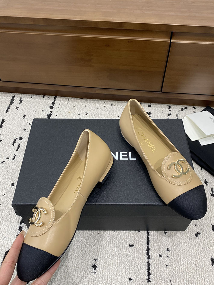 最高級シャネルスーパーコピー CHANEL 2026年春夏 新作 ローファー CCロゴ カーフスキン グログラン 2629816 シャネル ローファー 新作 - 画像 (5)