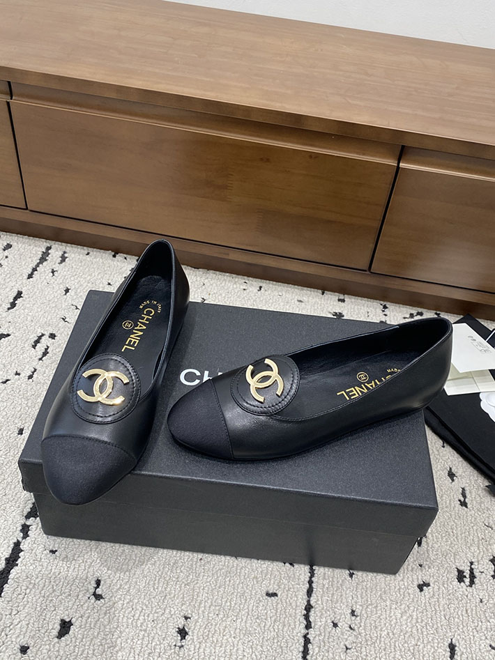 シャネル 靴 レディース