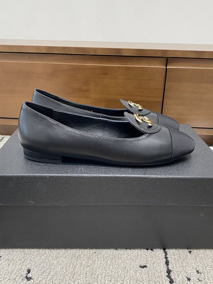 最高級シャネルスーパーコピー CHANEL 2026年春夏 新作 ローファー CCロゴ カーフスキン グログラン 2629818 シャネル 靴 レディース - 画像 (8)