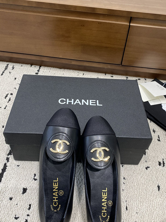 最高級シャネルスーパーコピー CHANEL 2026年春夏 新作 ローファー CCロゴ カーフスキン グログラン 2629818 シャネル 靴 レディース - 画像 (6)