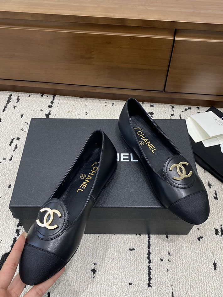 最高級シャネルスーパーコピー CHANEL 2026年春夏 新作 ローファー CCロゴ カーフスキン グログラン 2629818 シャネル 靴 レディース - 画像 (5)