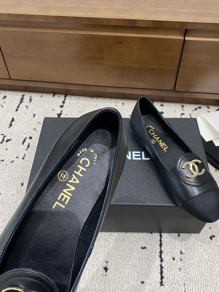 最高級シャネルスーパーコピー CHANEL 2026年春夏 新作 ローファー CCロゴ カーフスキン グログラン 2629818 シャネル 靴 レディース - 画像 (4)