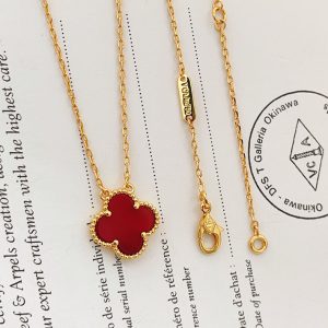 ヴァン クリーフ カーネリアン ネックレス