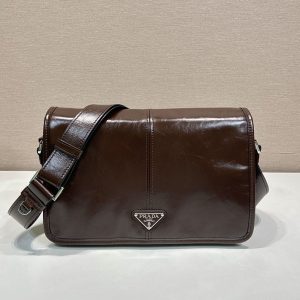 プラダ メンズバッグ 人気