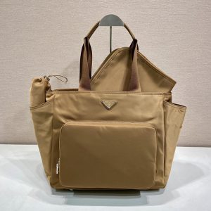 プラダ トートバッグ ナイロン