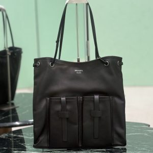 プラダ ナイロン バッグ アウトレット