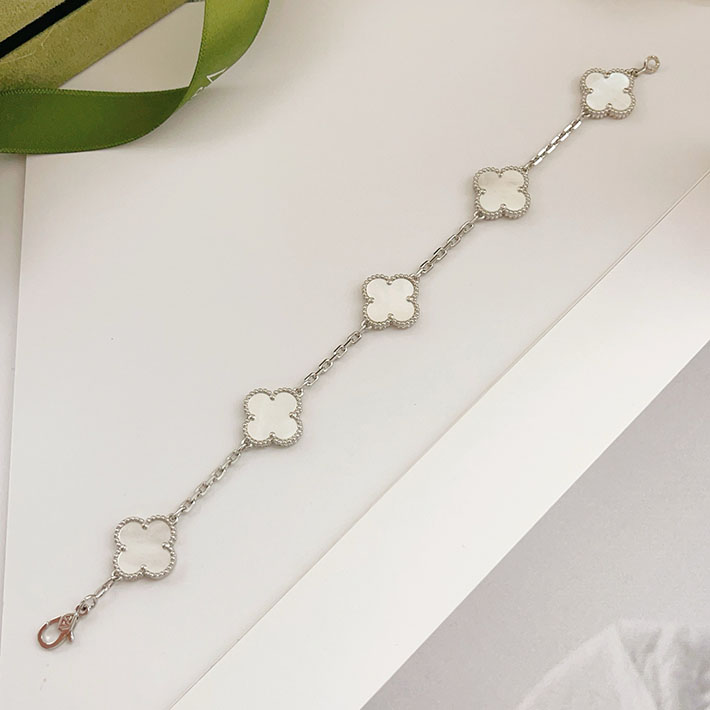 最高級ヴァンクリーフスーパーコピー ヴィンテージ アルハンブラ ブレスレット 5P ホワイトゴールド マザー オブ パール 2628849 ヴァンクリーフ ブレスレット アルハンブラ - 画像 (5)