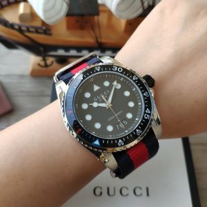 腕時計 メンズカジュアル 20代