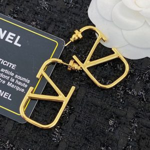 ヴァレンティノ ピアス アウトレット