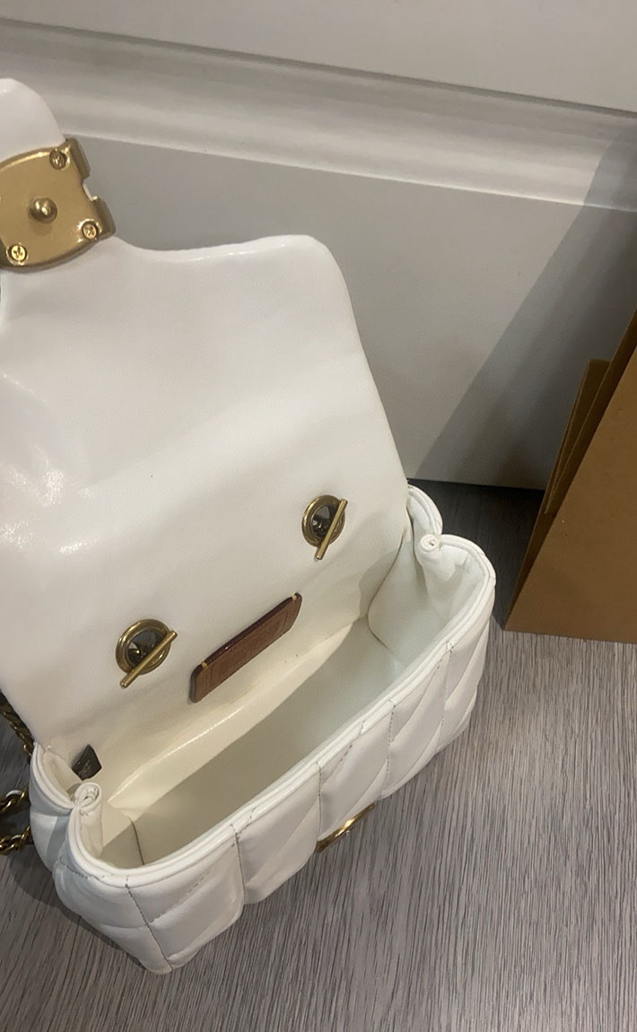最高級コーチスーパーコピー COACH タビー トップ ハンドル バッグ・キルティング チョーク CCC12 B4/HA レディース コーチ バッグ - 画像 (3)