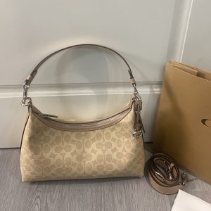 コーチ バッグ 斜 めがけ 人気