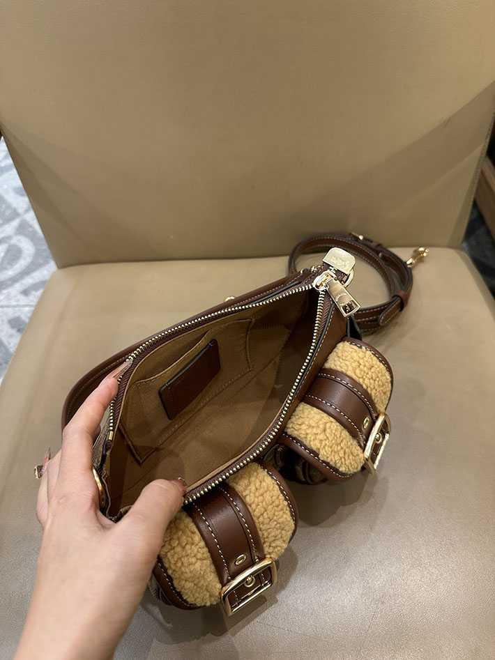 最高級コーチスーパーコピー COACH アシュトン バッグ・シグネチャー キャンバス タン ブラウン CCZ24 IMYMX コーチ バッグ 斜 めがけ レディース - 画像 (2)